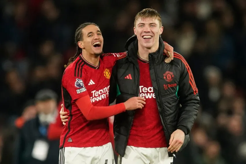 Manchester United ganó este martes