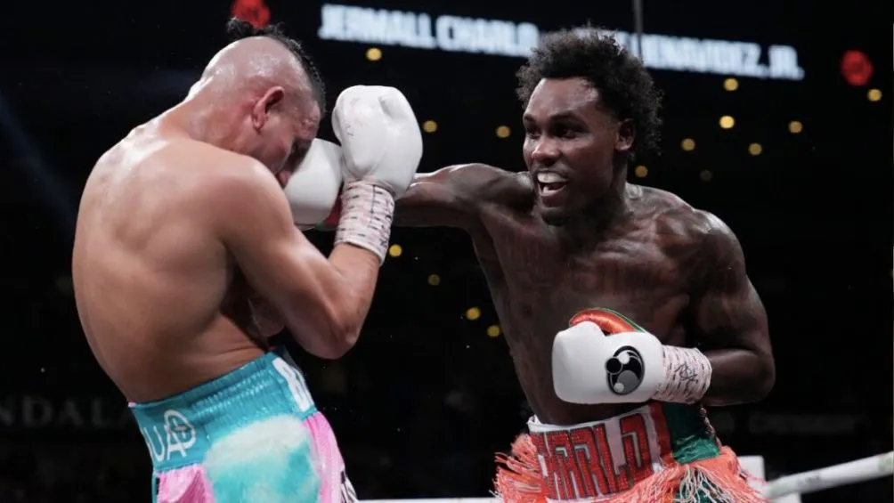 Jermall Charlo durante una pelea
