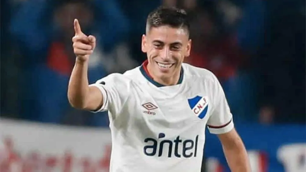 AP Candido con el Nacional