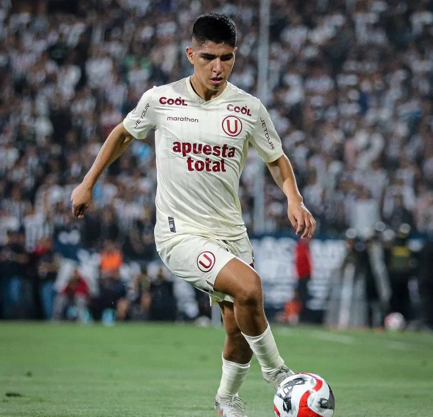 Quispe fue anunciado por el club universitario