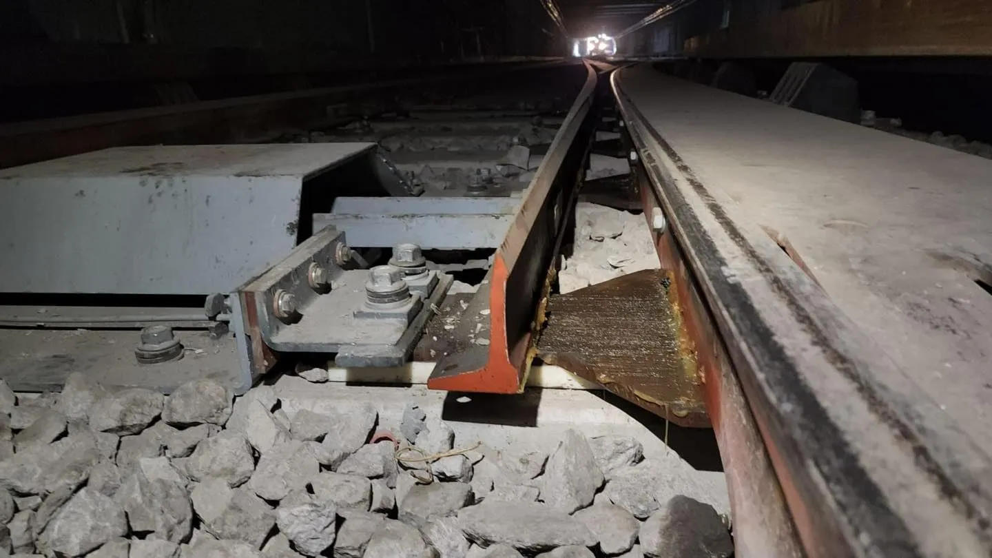 La renivelación es para que las vías no vibren, lo que hace lento el servicio.