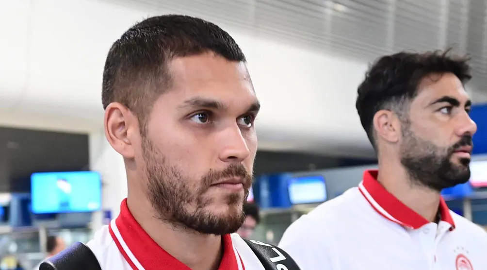 @Olympiacos Nico perdió el puesto titular en Grecia tras errores y una lesión