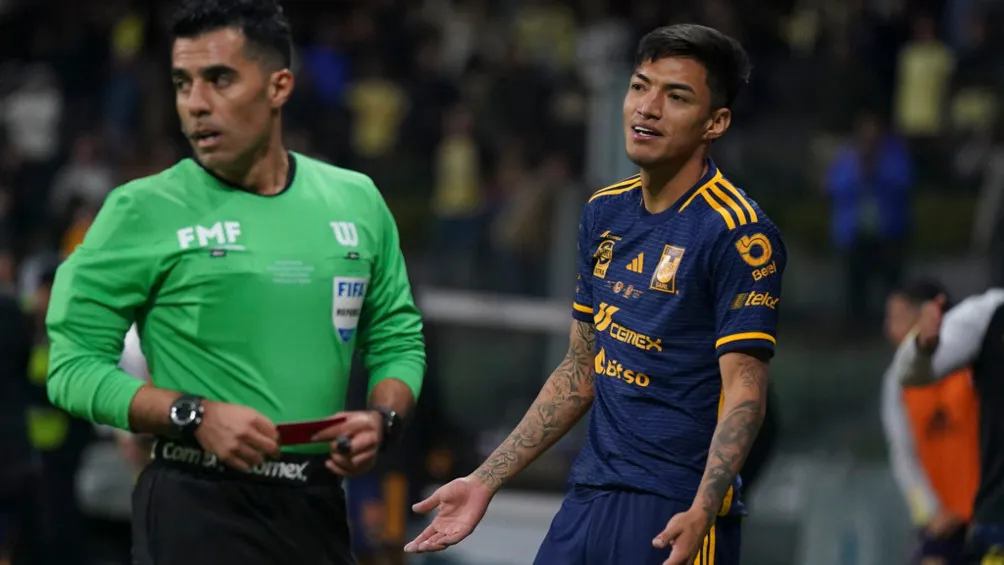 Fulgencio tras ser expulsado de la Final vs América