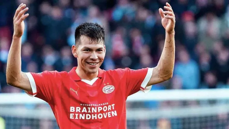 TWITTER @PSV 'Chucky' Lozano jugando con PSV