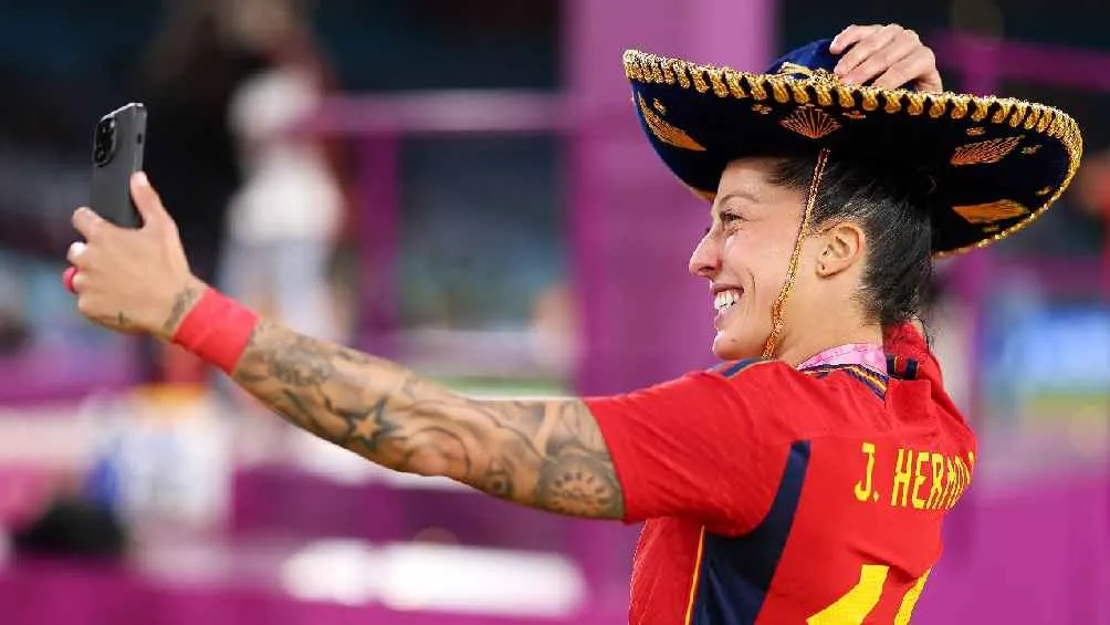 TWITTER @Jennihermoso Quedó campeona del mundo