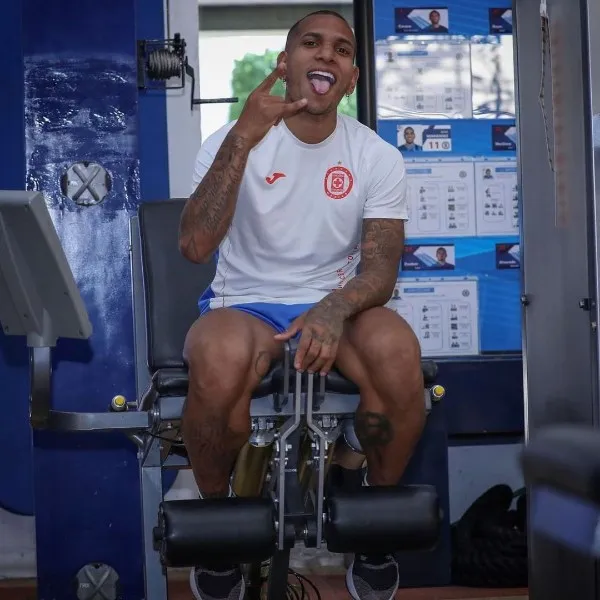 Otero tuvo un breve paso en Cruz Azul