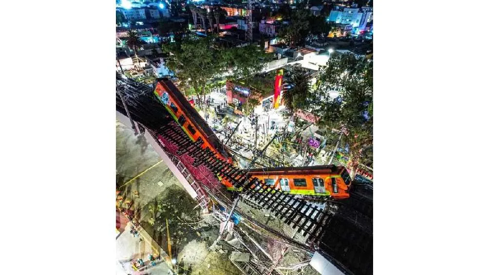 IG: @csdrones En mayo de 2021 cayó un tren cerca de la estación Olivos que dejó 27 muertos.