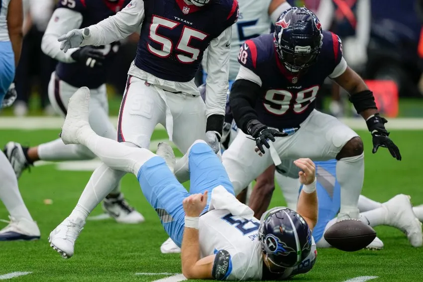 Texans sacó la victoria