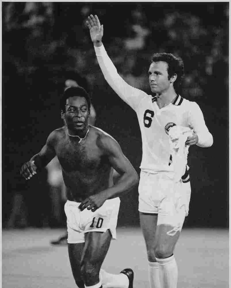 Beckenbauer y Pelé como jugadores