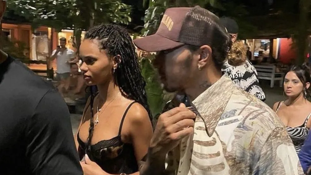 Lewis Hamilton sale de fiesta en Brasil