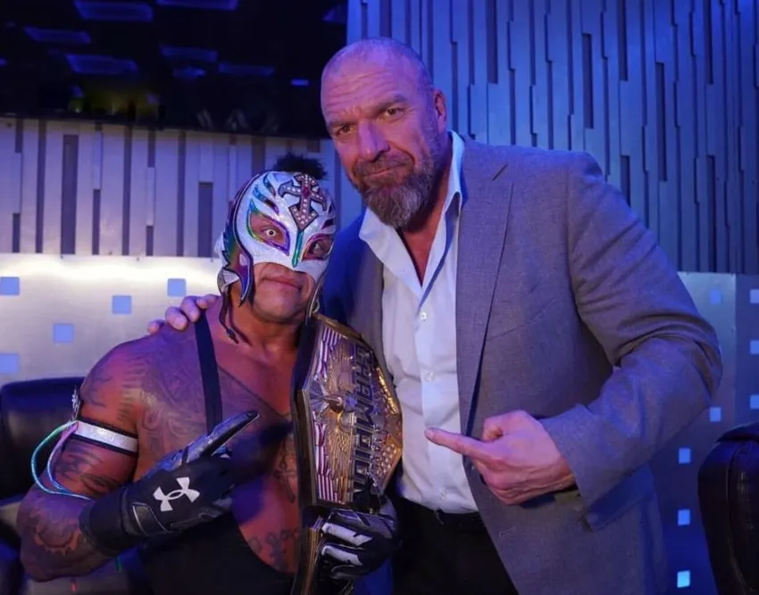INSTAGRAM: @tripleh En fotos de Instagram con Rey Misterio