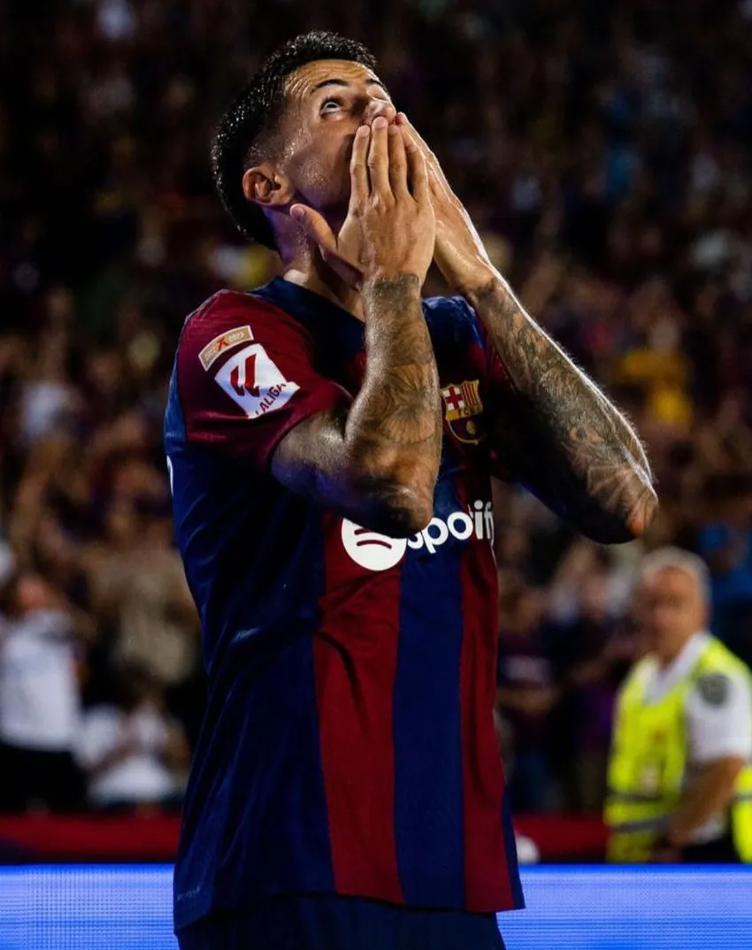 Joao Cancelo se lesionó con el Barcelona