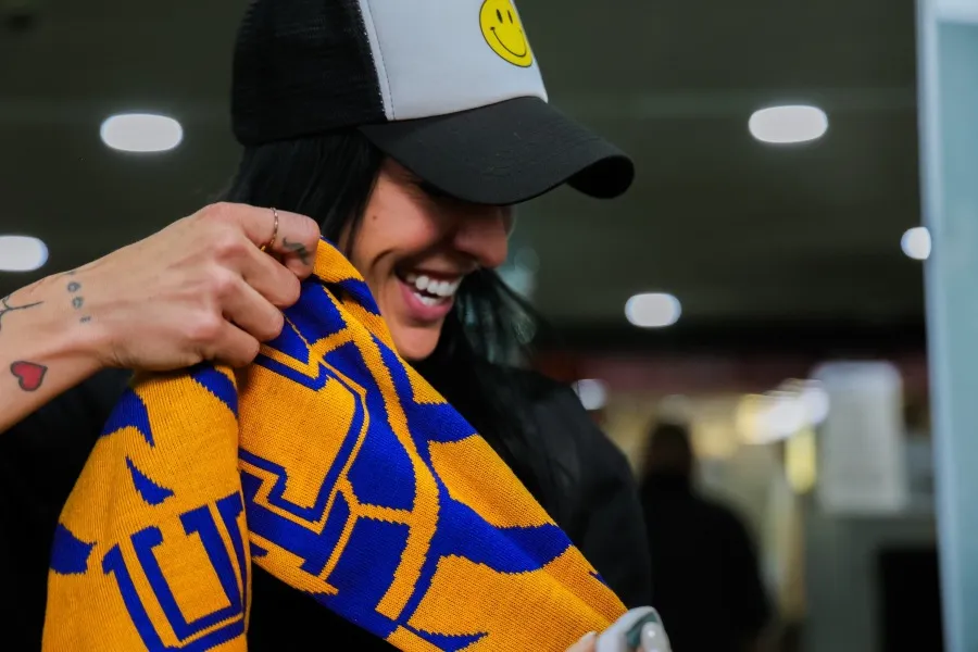 Jenni Hermoso llegó a Monterrey