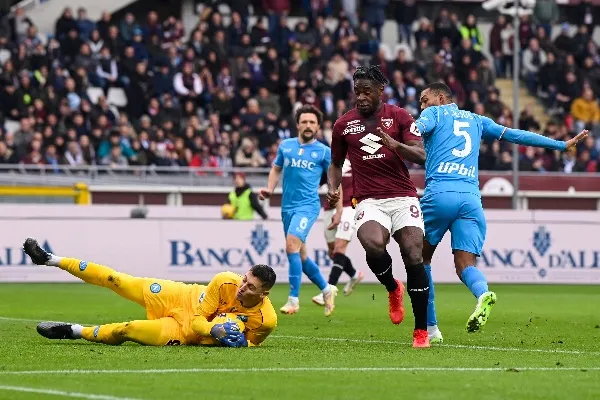 AP Duván Zapata se lució con dos asistencias