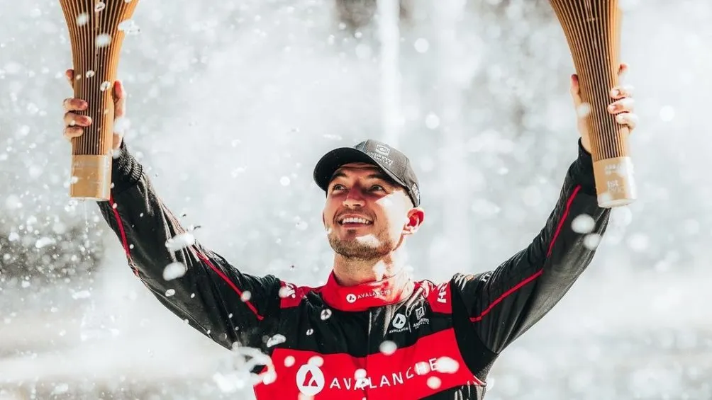 Jake Dannis ganó la 9na temporada de la Fórmula E