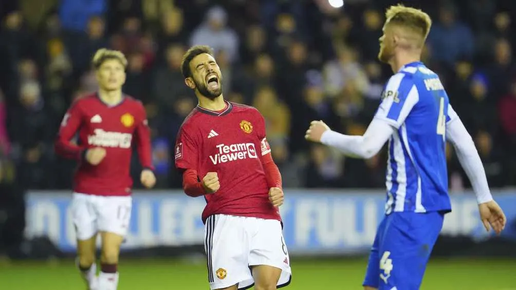 Bruno Fernandes anotó el penal