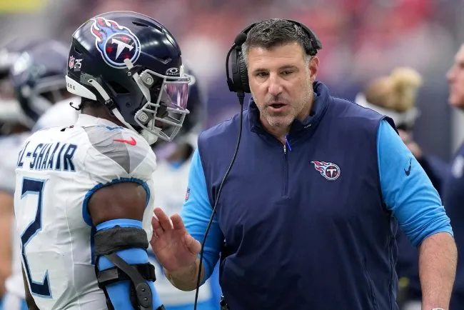 Titans despiden a Mike Vrabel