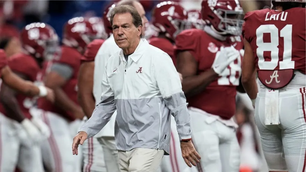 AP Después de 17 temporadas Saban se retira