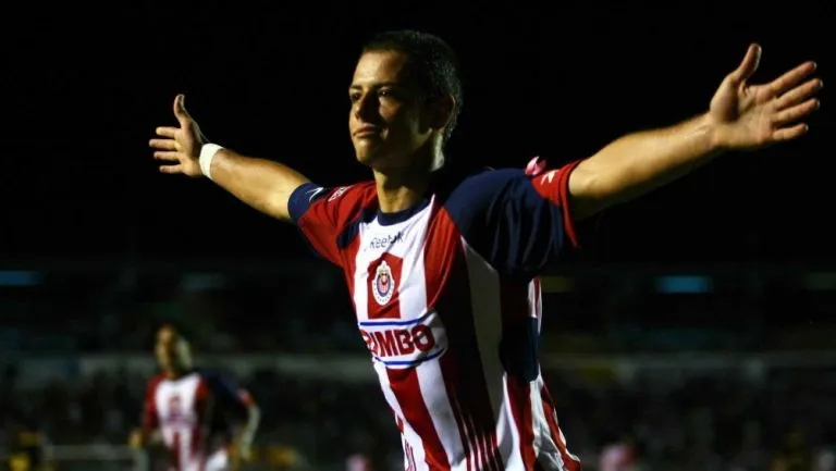 Chicharito regresará a Chivas