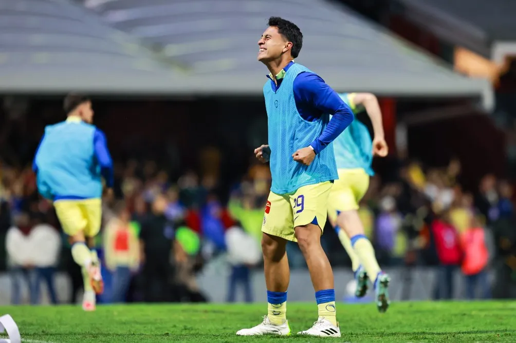 MEXSPORT Ramón Juárez en calentamiento con las Águilas