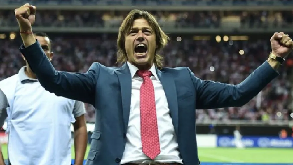 Matías celebrando un gol de Chivas