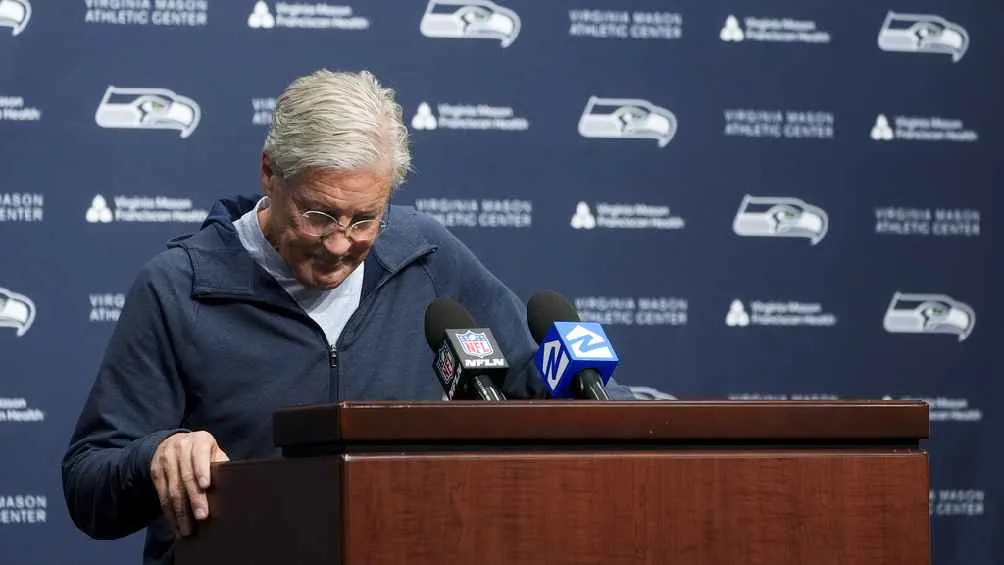 AP Carroll decidió retirarse