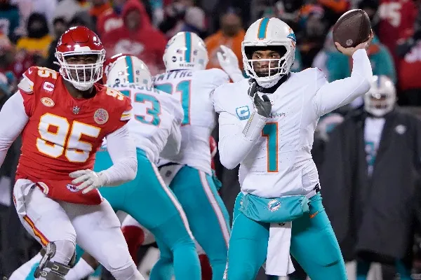 Miami jugando en el Arrowhead Stadium