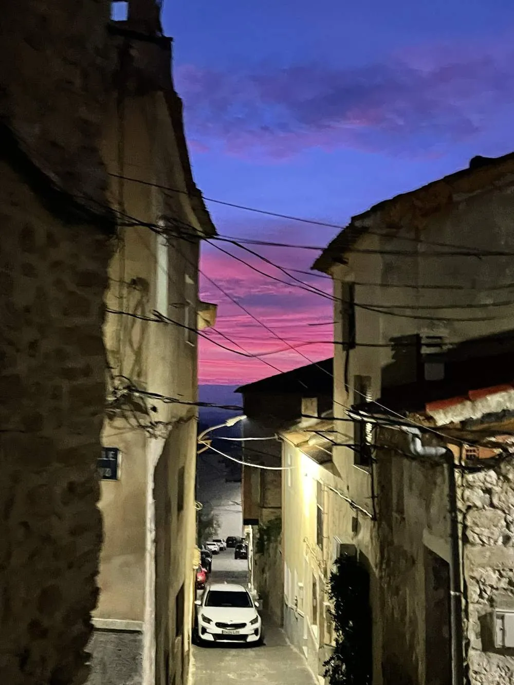 Los tonos del cielo también pueden ser en violeta y hasta naranja.