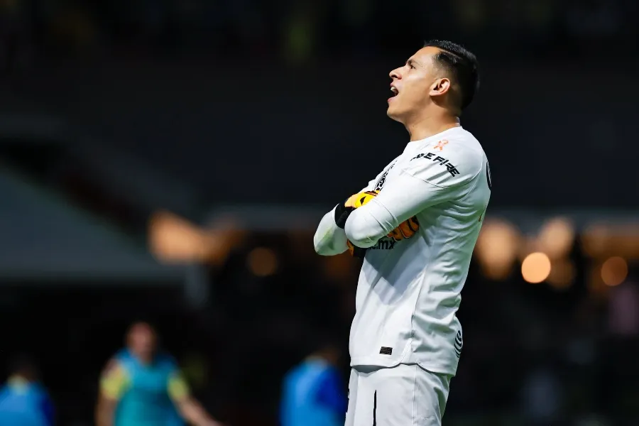 Luis Ángel Malagón fue la figura en el Estadio Caliente