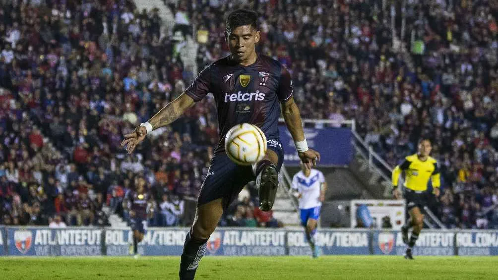 MEXSPORT Partida intentó un tiro de media cancha