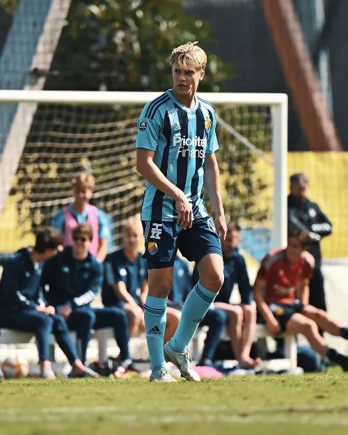 Lucas Bergvall, jugador sueco de 17 años