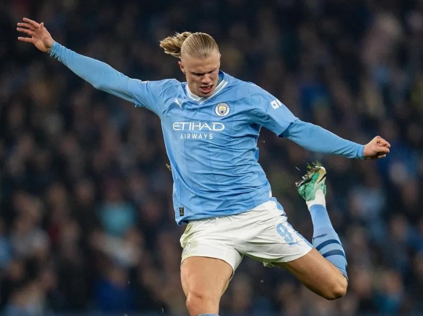 Erling en partido con el City