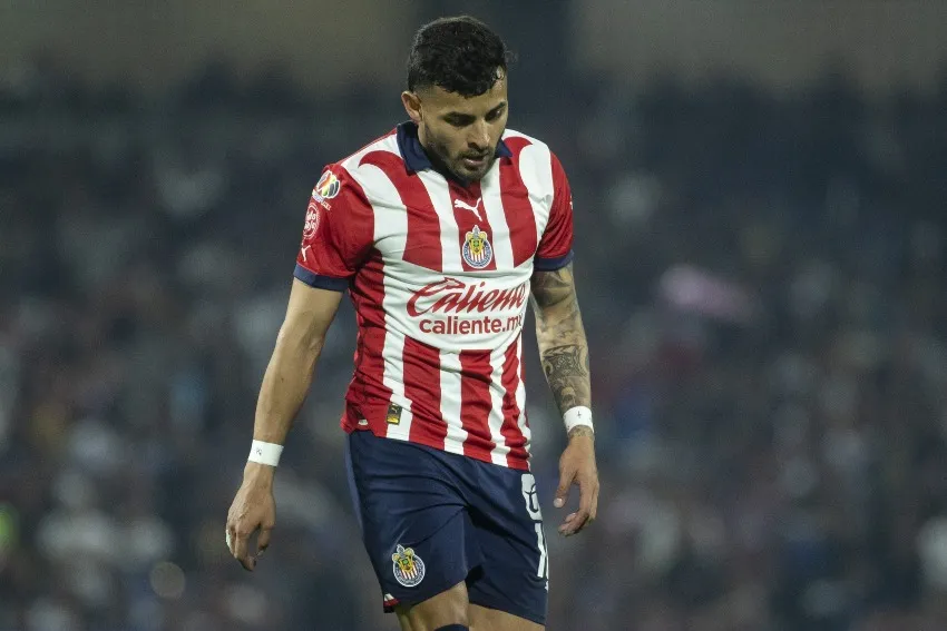 MEXSPORT Vega fue separado del plantel de Chivas
