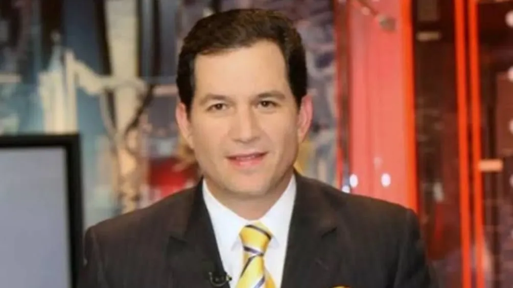 CAPTURA DE PANTALLA: TWITTER Alarcón comenzó su carrera en Televisa