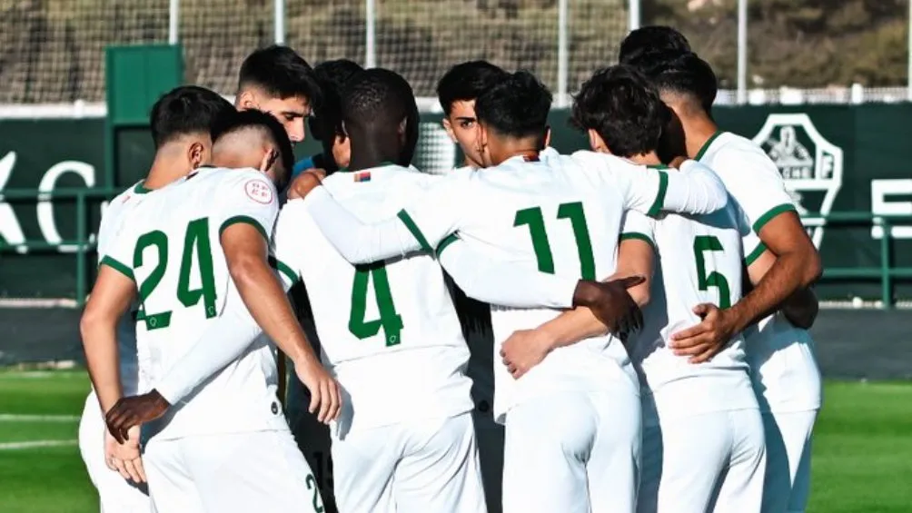 Elche Ilicitano es líder de su grupo