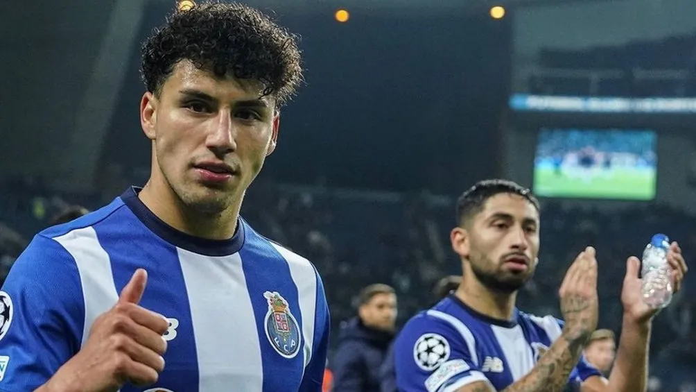 X: @FCPorto Jorge Sánchez no ha enncontrado regularidad en el Porto