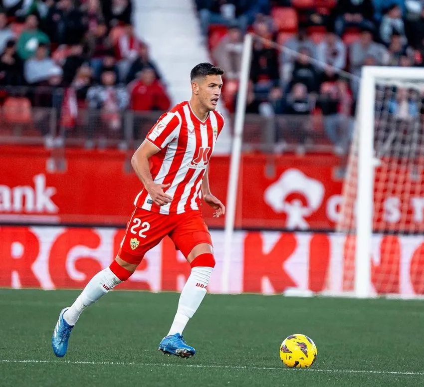 César reaccionó en redes sociales