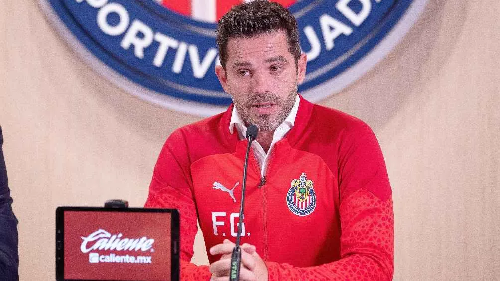 Gago sufrió su primera derrota