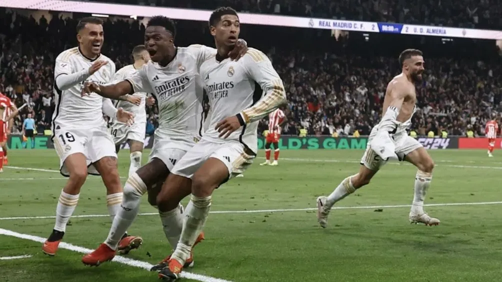 El cuadro merengue celebra la remontada en el Bernabéu