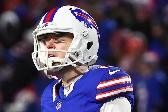 Tyler Bass tras fallar el gol de campo