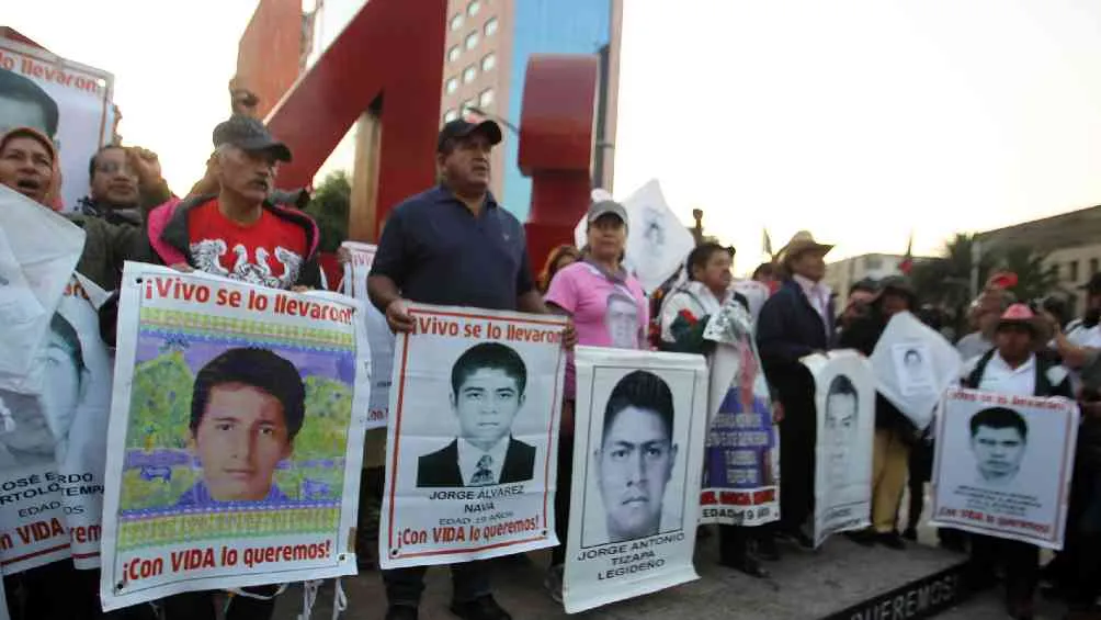 La desaparición de los 43 normalistas de Ayotzinapa ya va para 10 años sin justicia.