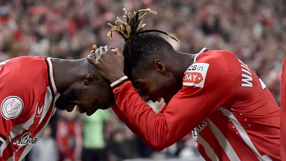 Athletic Bilbao celebra la victoria