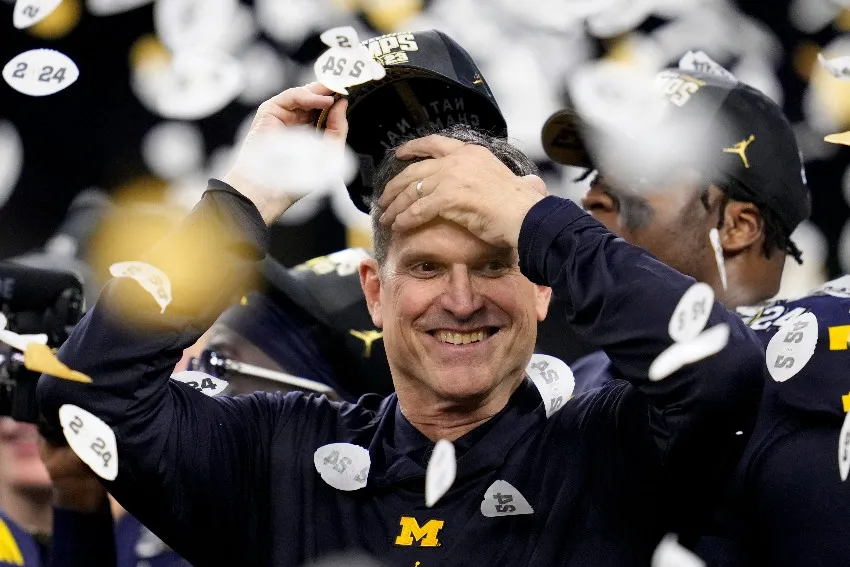 Jim Harbaugh, campeón con Michigan Wolverines en el futbol colegial