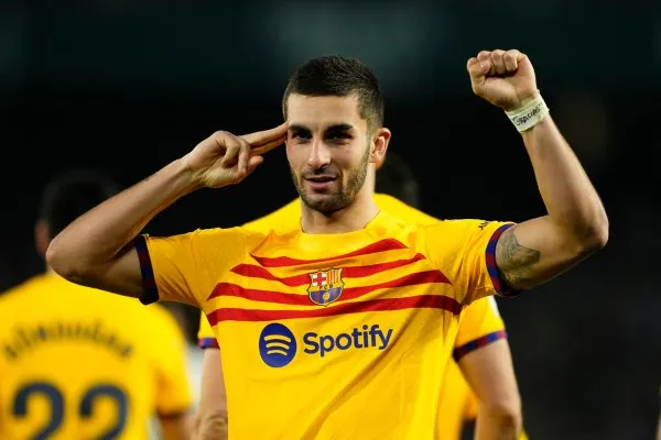 Ferran Torres festeja un gol