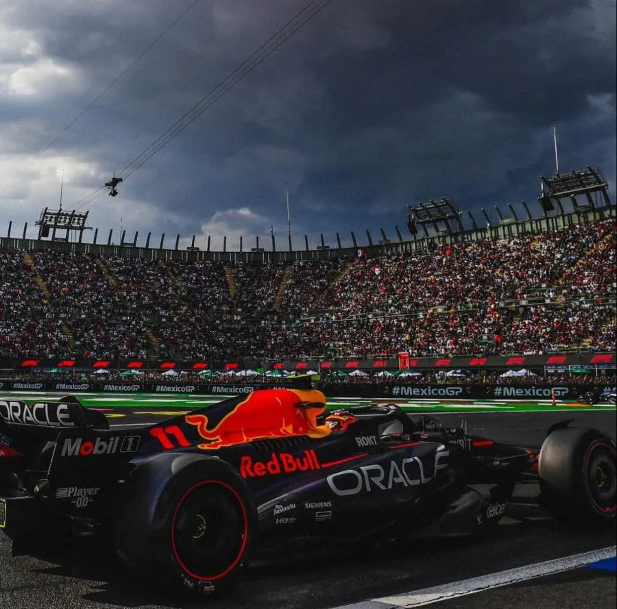 'Checo' en el Autódromo Hermanos Rodriguez