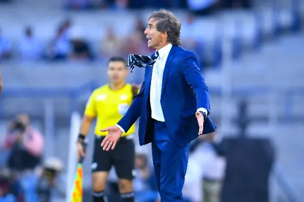 Almada durante el partido