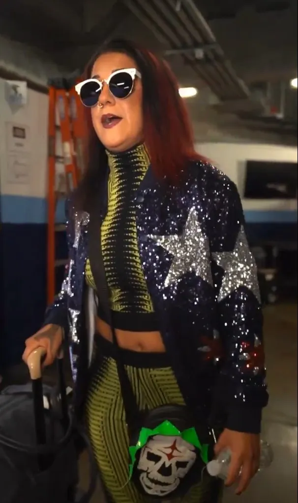 Atuendo completo de Bayley