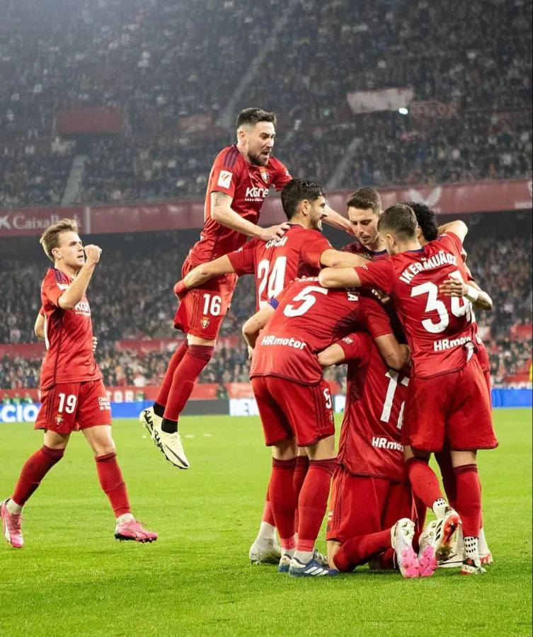 Osasuna festejando el gol del empate