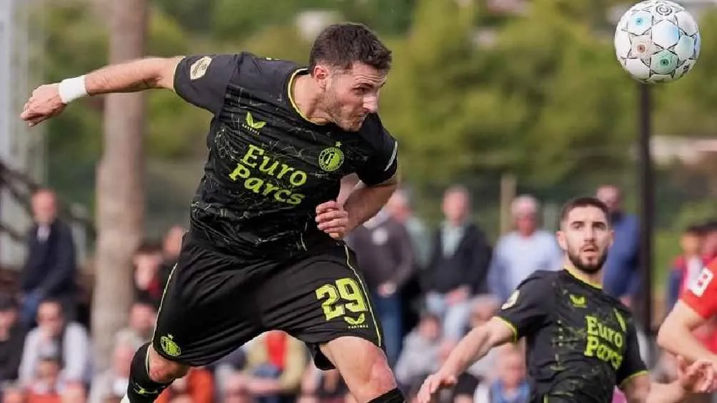 Sólo quedan dos mexicanos en la Eredivisie