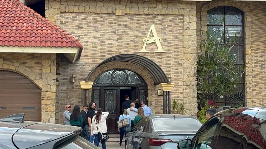 Rodolfo Pizarro llegó al funeral